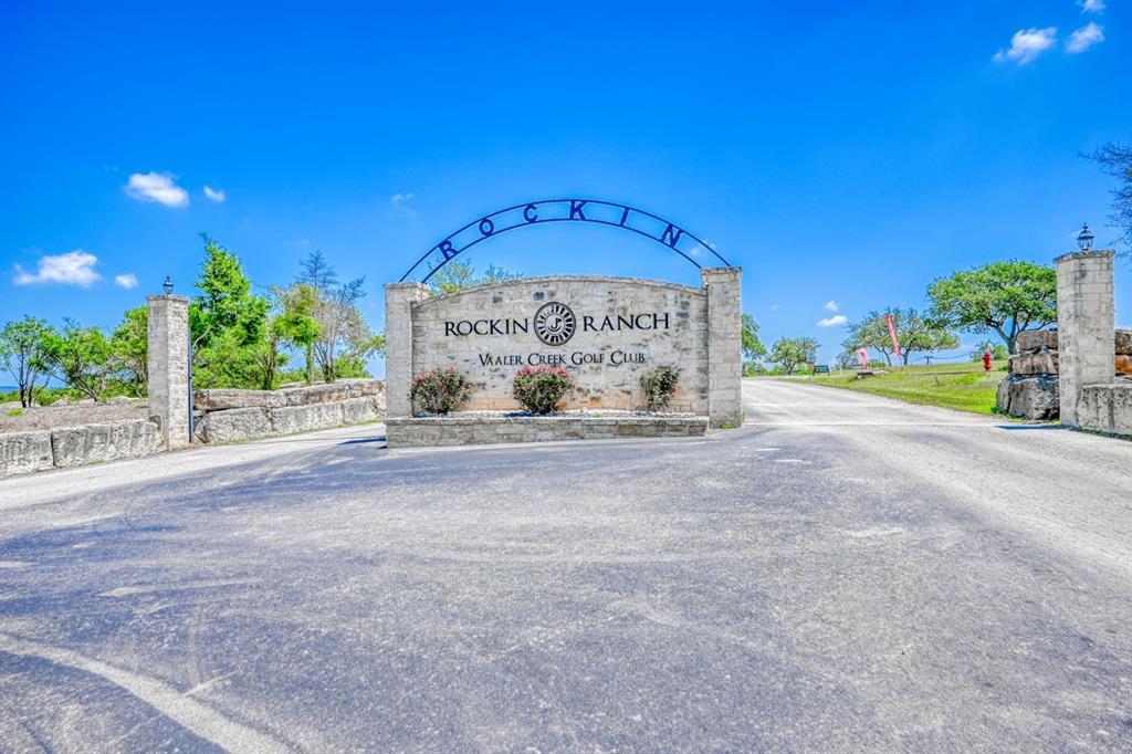 327 John Price Blanco TX 78606