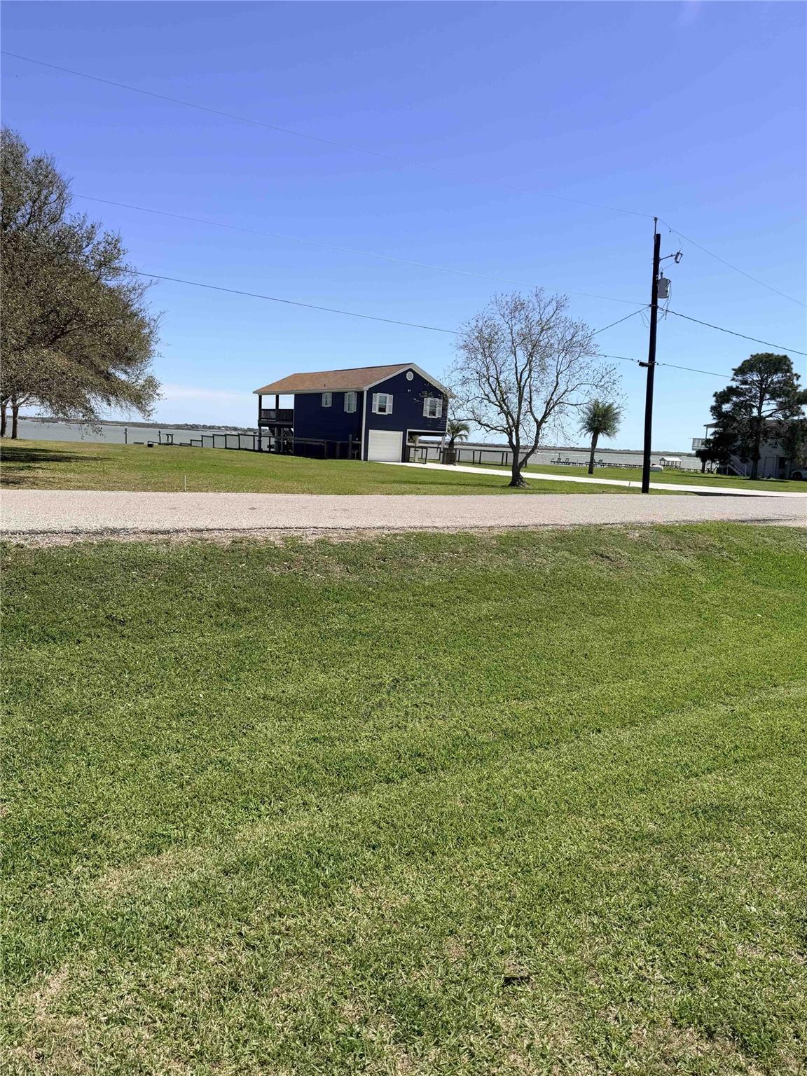 1912 Bayview Drive Palacios TX 77465
