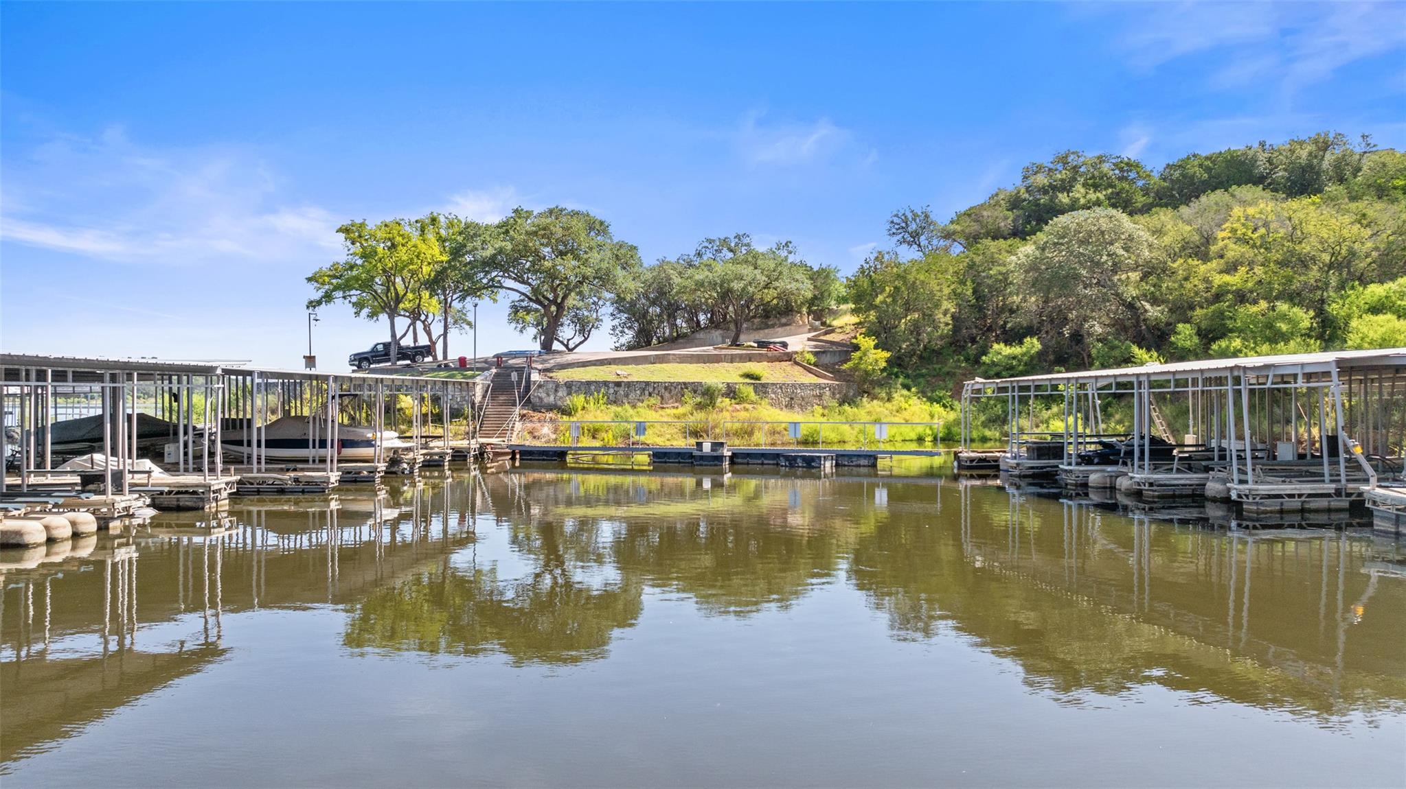 26212 Countryside Drive Spicewood TX 78669