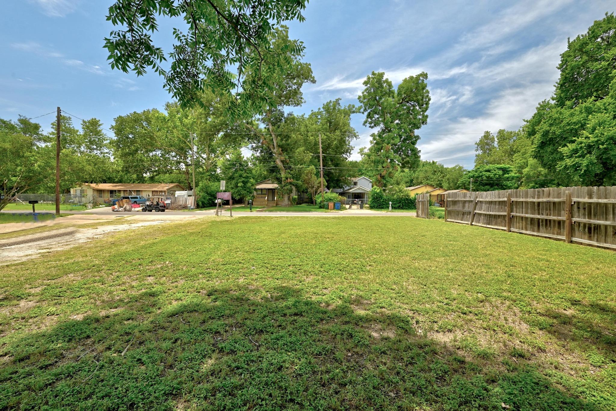 504 W Elliott Street Austin TX 78753