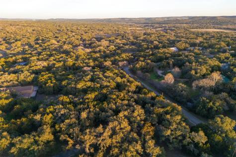 202, 204, 208 Thomas Oaks Drive Wimberley TX 78676