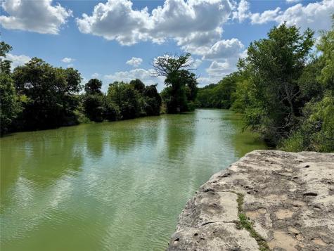 202, 204, 208 Thomas Oaks Drive Wimberley TX 78676