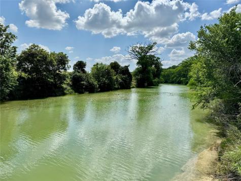 202, 204, 208 Thomas Oaks Drive Wimberley TX 78676