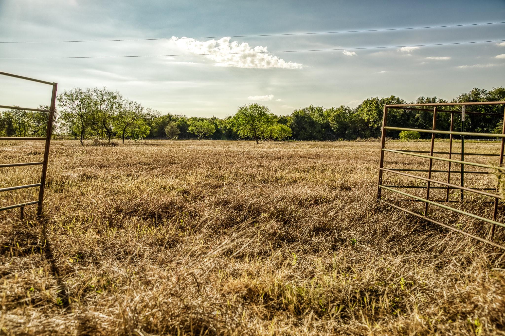 460 County Road 328 Caldwell TX 77836
