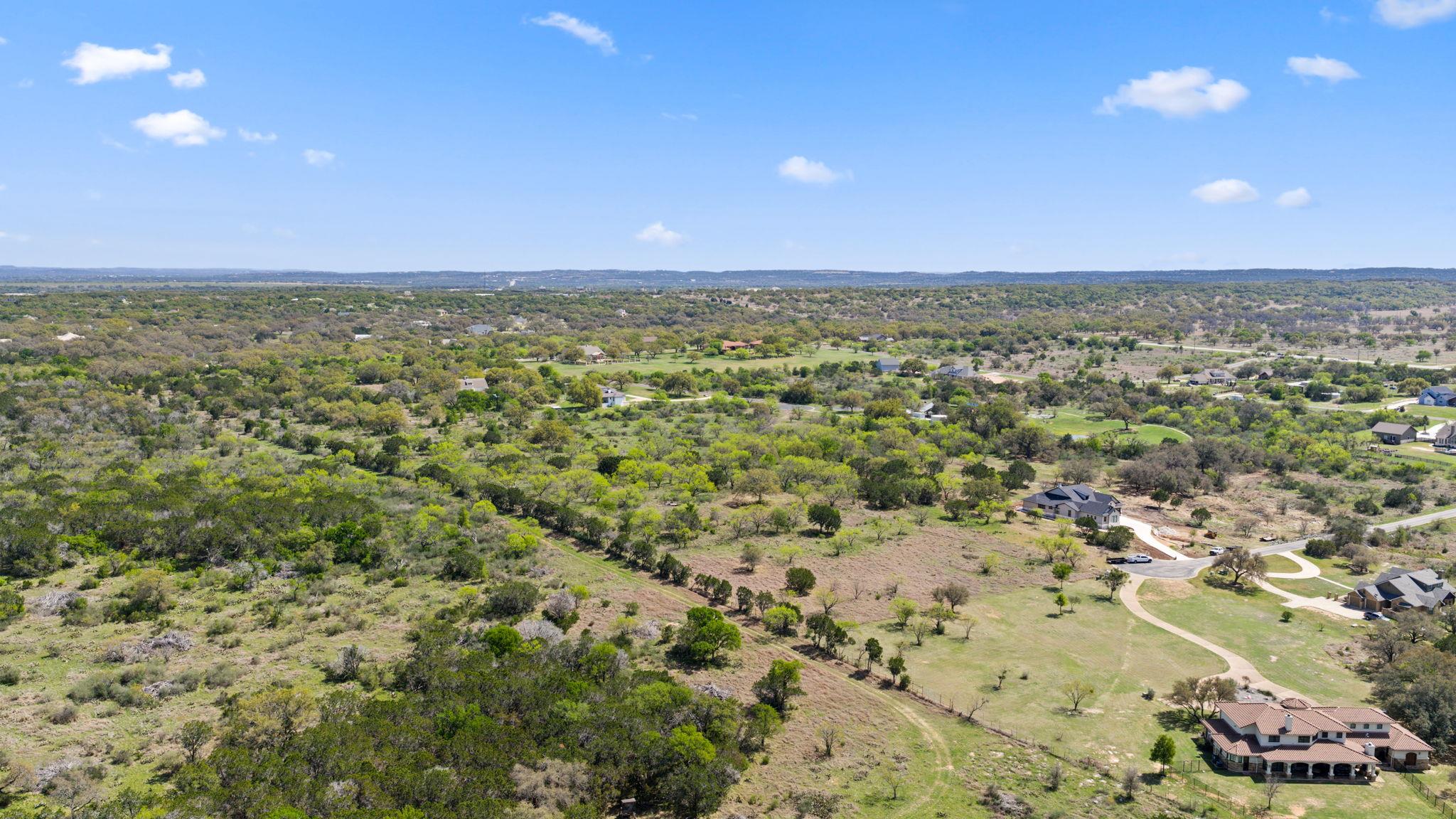 305 Running Brook Trail Spicewood TX 78669