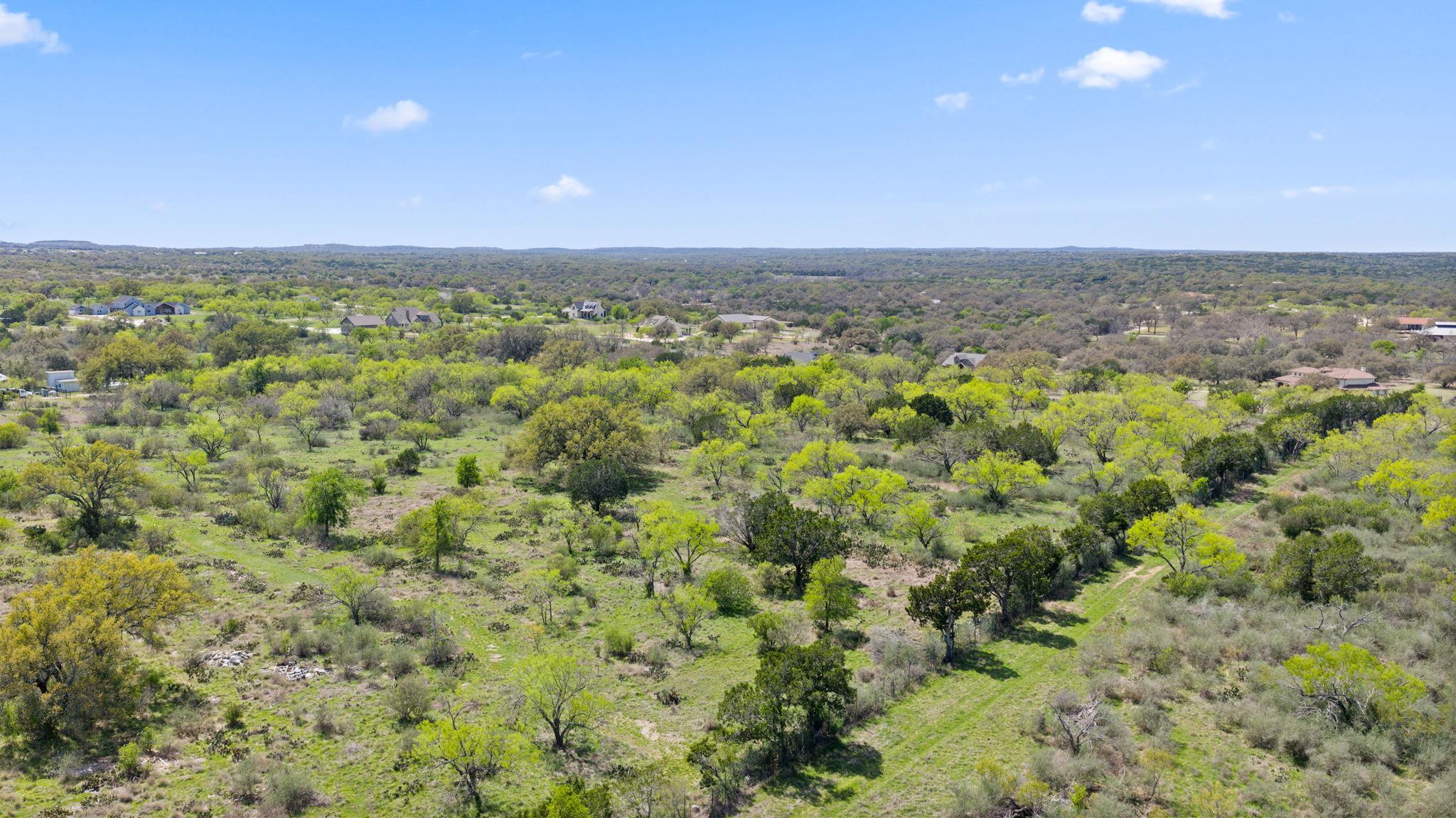 305 Running Brook Trail Spicewood TX 78669
