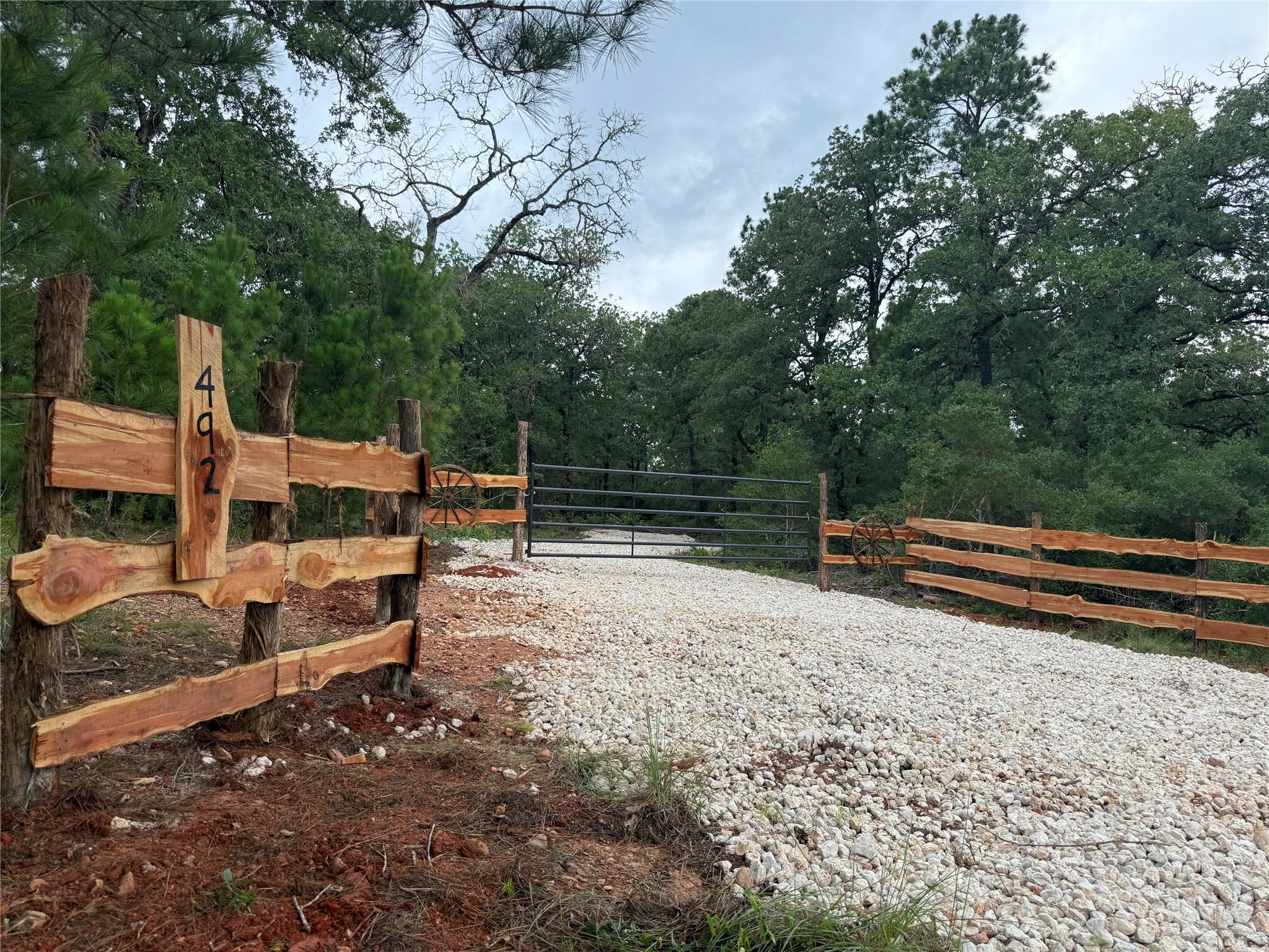 492 S Old Potato Road Paige TX 78659