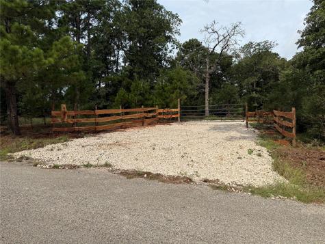 492 S Old Potato Road Paige TX 78659