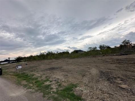 350 Engelke Road Niederwald TX 78640