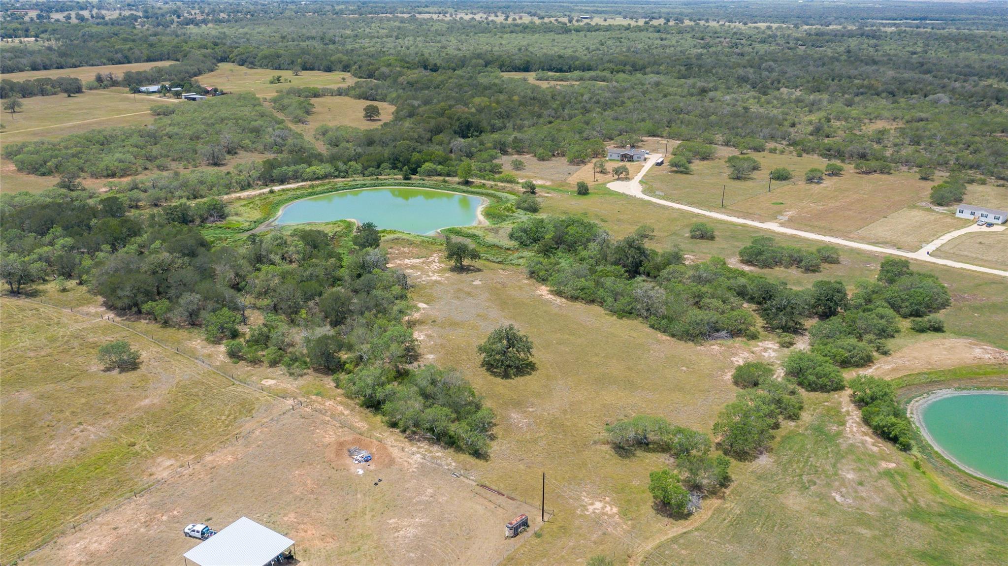 736 Cr 421 Road Waelder TX 78959