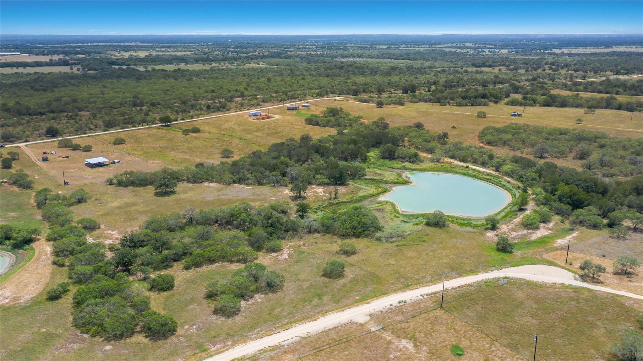 736 Cr 421 Road Waelder TX 78959