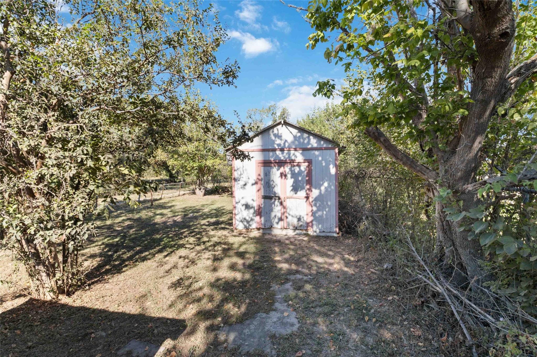 1113 N Old Highway 81 Kyle TX 78640