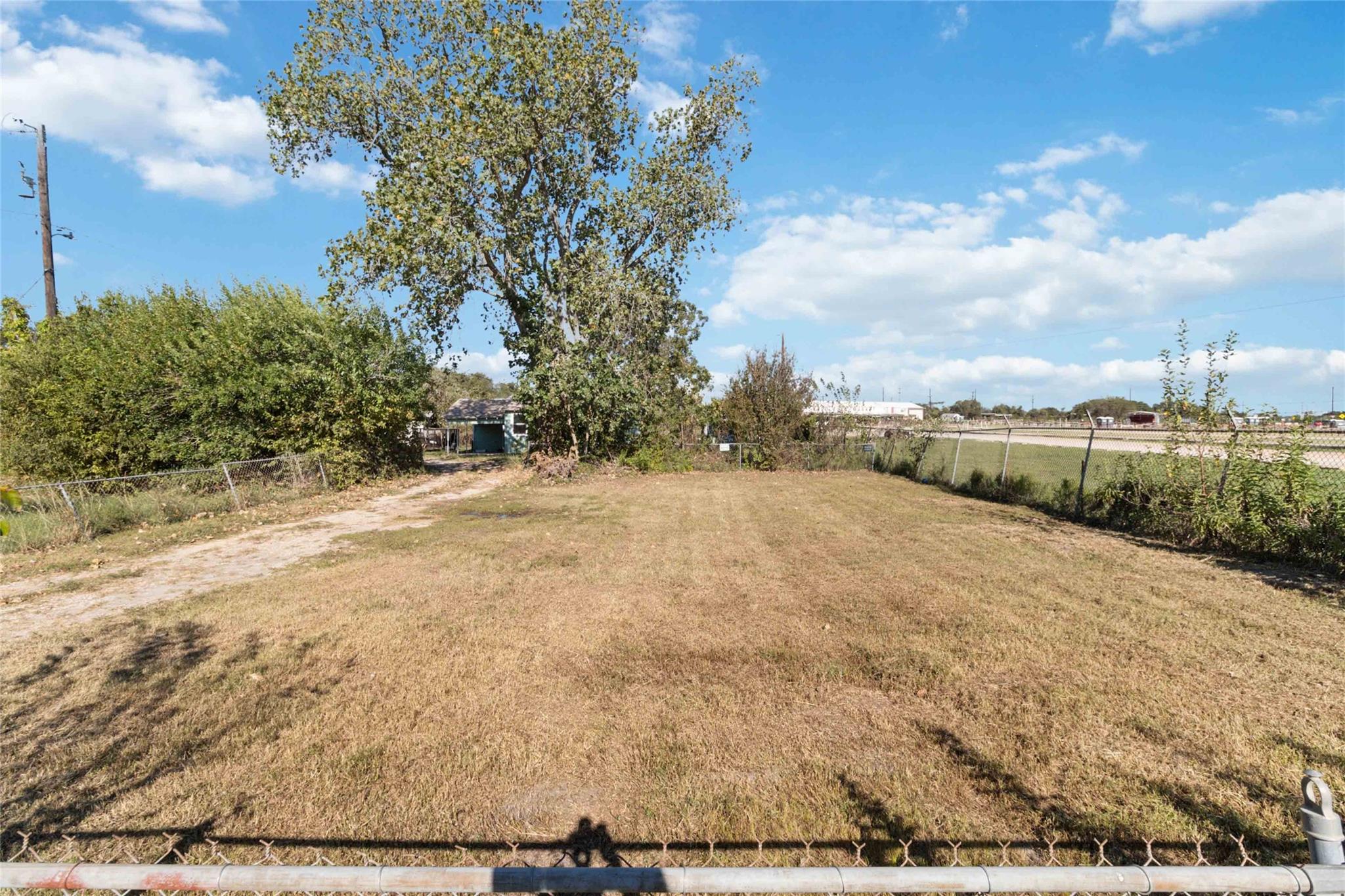 1113 N Old Highway 81 Kyle TX 78640