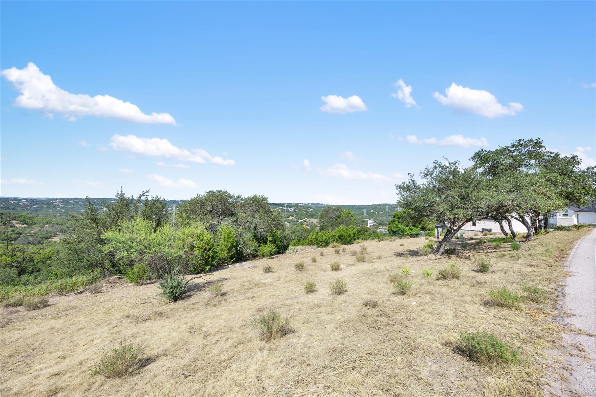 2808 Lakehurst Road Spicewood TX 78669