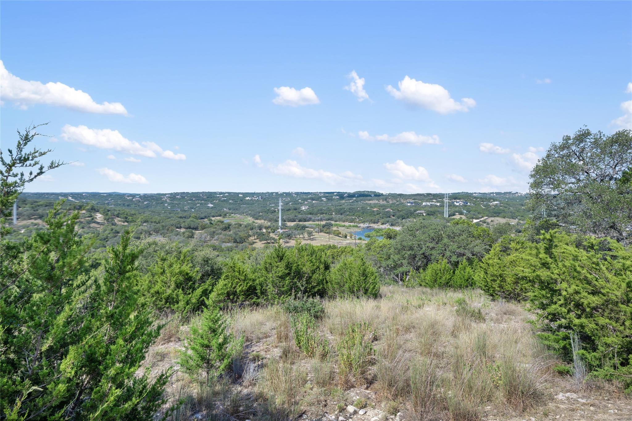 2808 Lakehurst Road Spicewood TX 78669