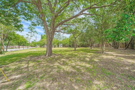 401 Oak Plaza Austin TX 78753