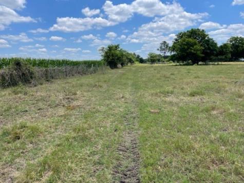741 Muzny Lane La Grange TX 78945
