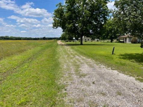 741 Muzny Lane La Grange TX 78945