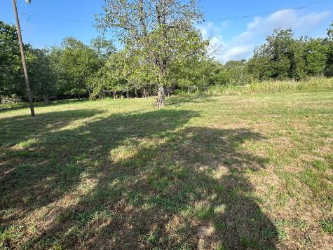 111 Martin Street Luling TX 78648