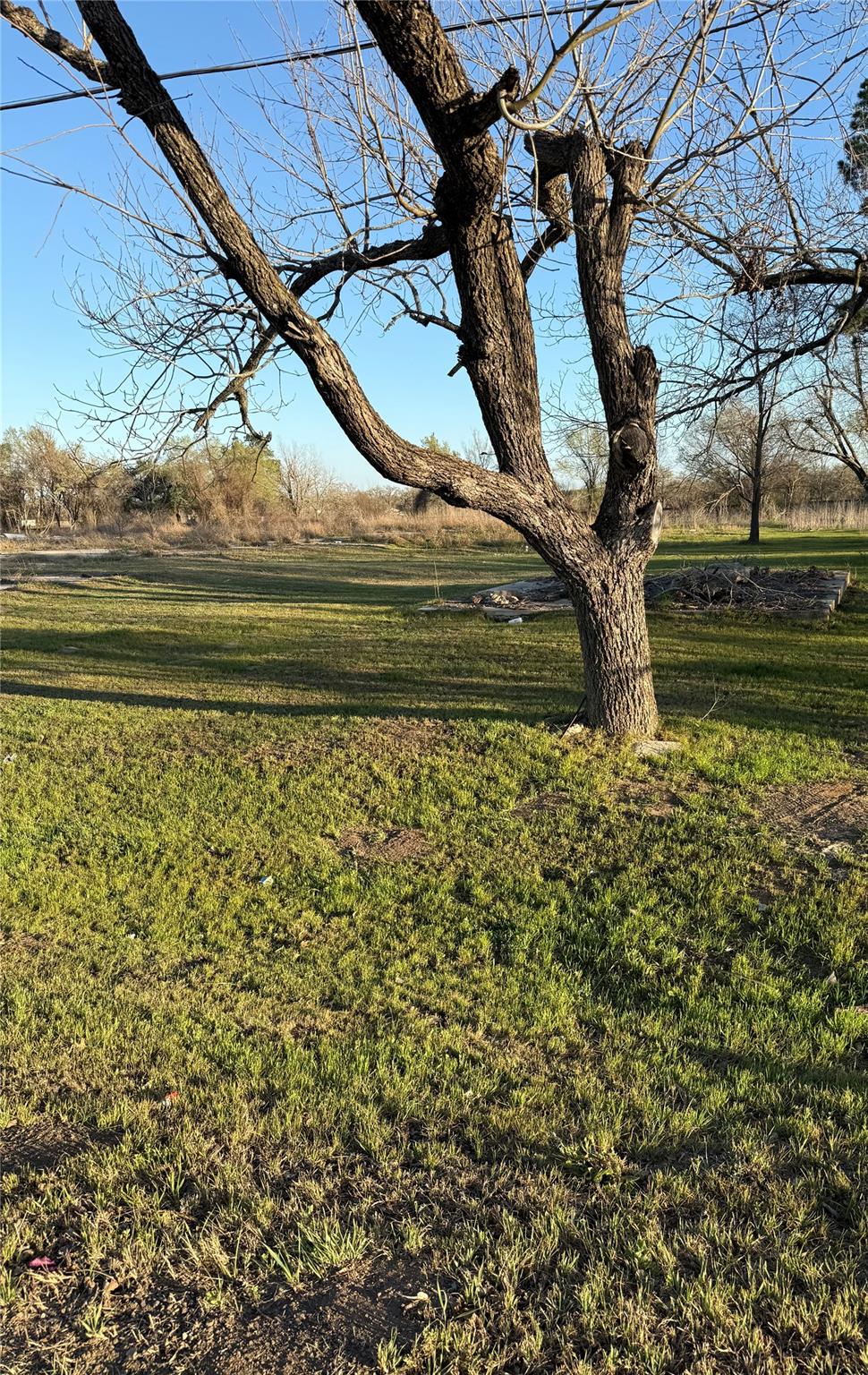 1304 E Cameron Avenue Rockdale TX 76567