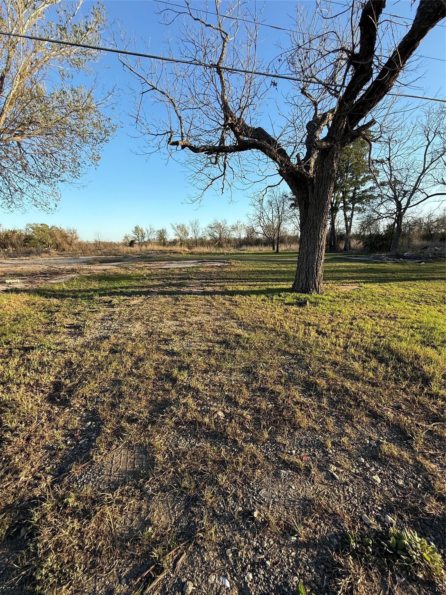 1304 E Cameron Avenue Rockdale TX 76567