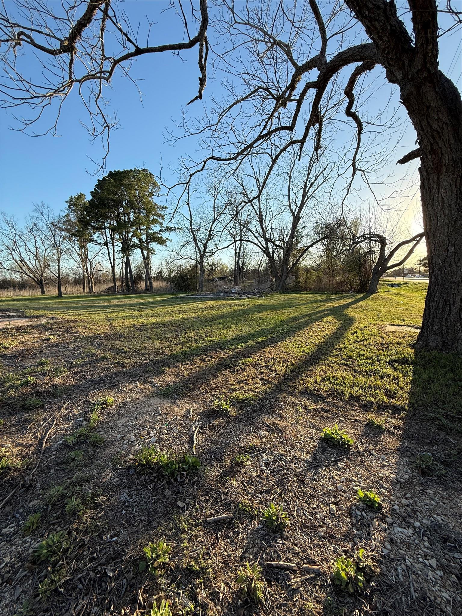1304 E Cameron Avenue Rockdale TX 76567
