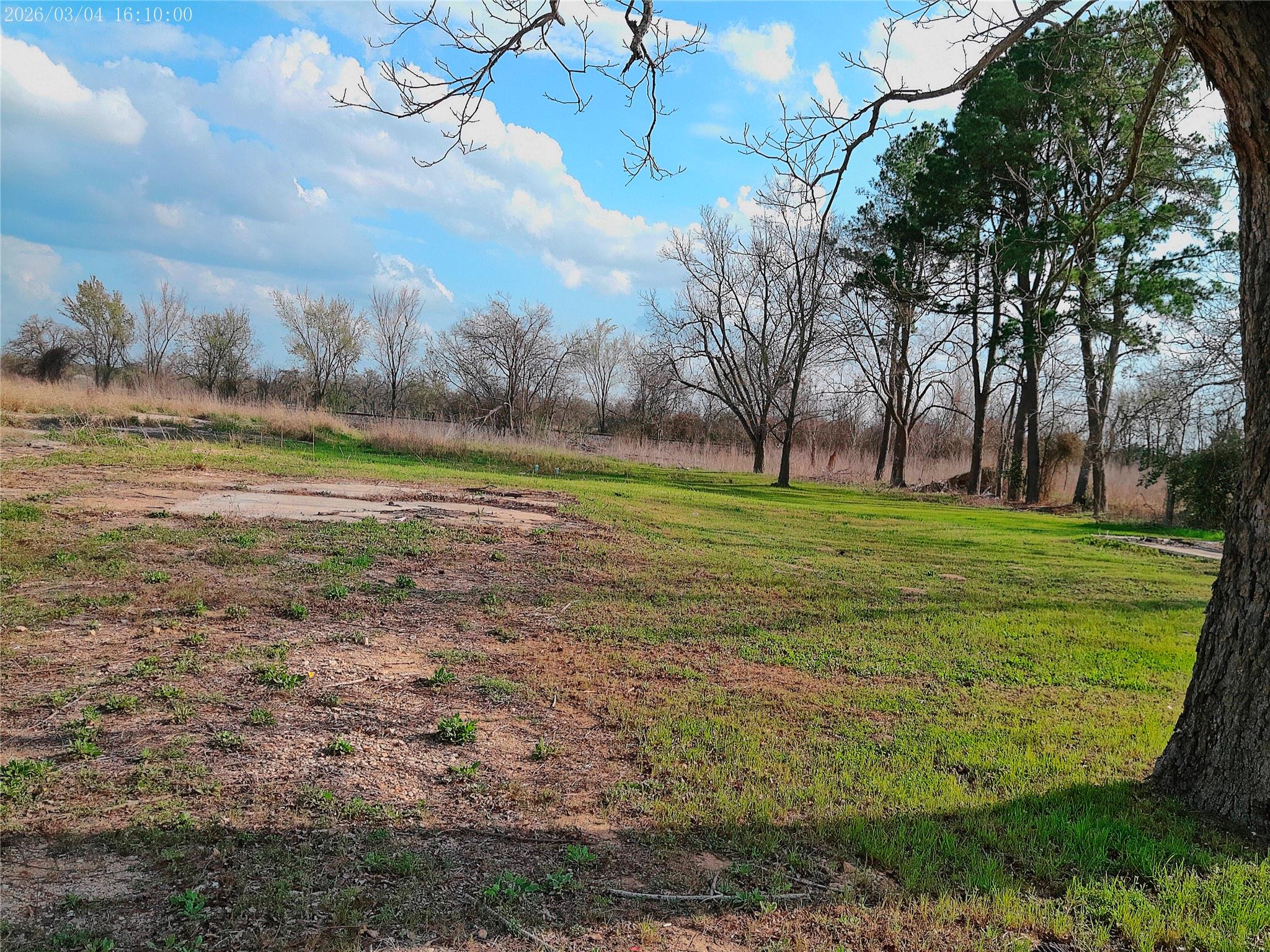 1304 E Cameron Avenue Rockdale TX 76567