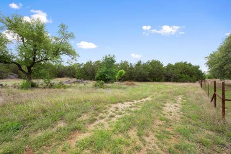 429 Red Oak Liberty Hill TX 78642