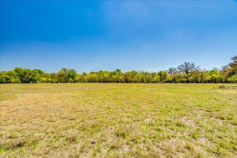 169 Sand Hill Road Dale TX 78616