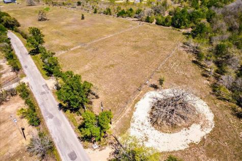 169 Sand Hill Road Dale TX 78616