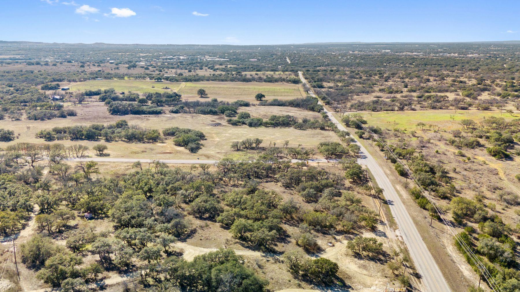 1422 Rm 2766 Johnson City TX 78636