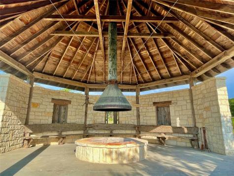 19900 Moon Dance Lane Spicewood TX 78669