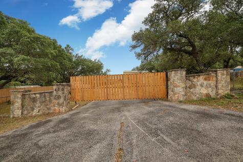610 Tamarack Drive Canyon Lake TX 78133