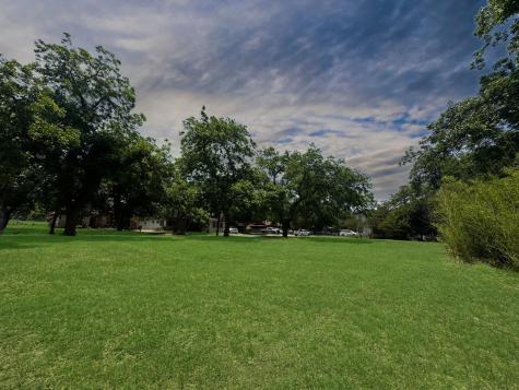 922 Booneville Avenue New Braunfels TX 78130