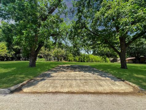 922 Booneville Avenue New Braunfels TX 78130