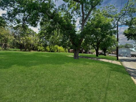 922 Booneville Avenue New Braunfels TX 78130