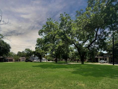 922 Booneville Avenue New Braunfels TX 78130