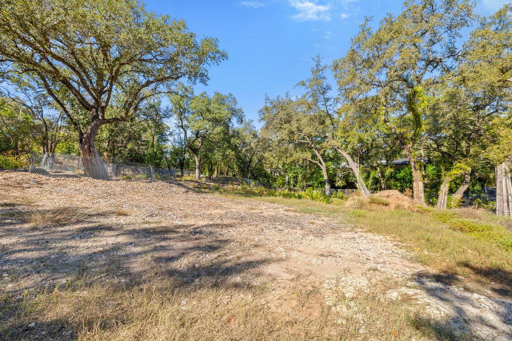 2705 Stratford Drive Austin TX 78746