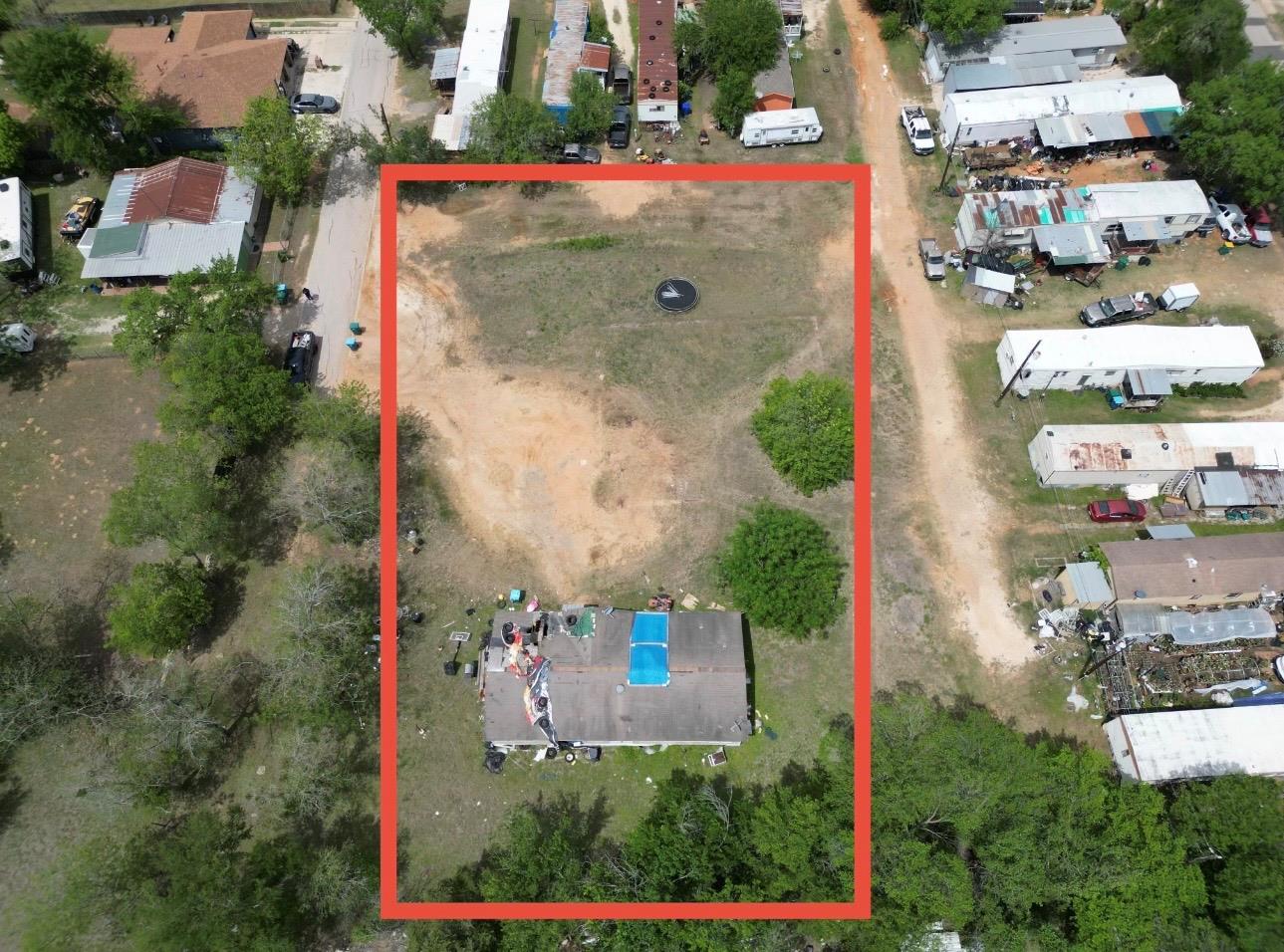 422 S Avenue C Elgin TX 78621
