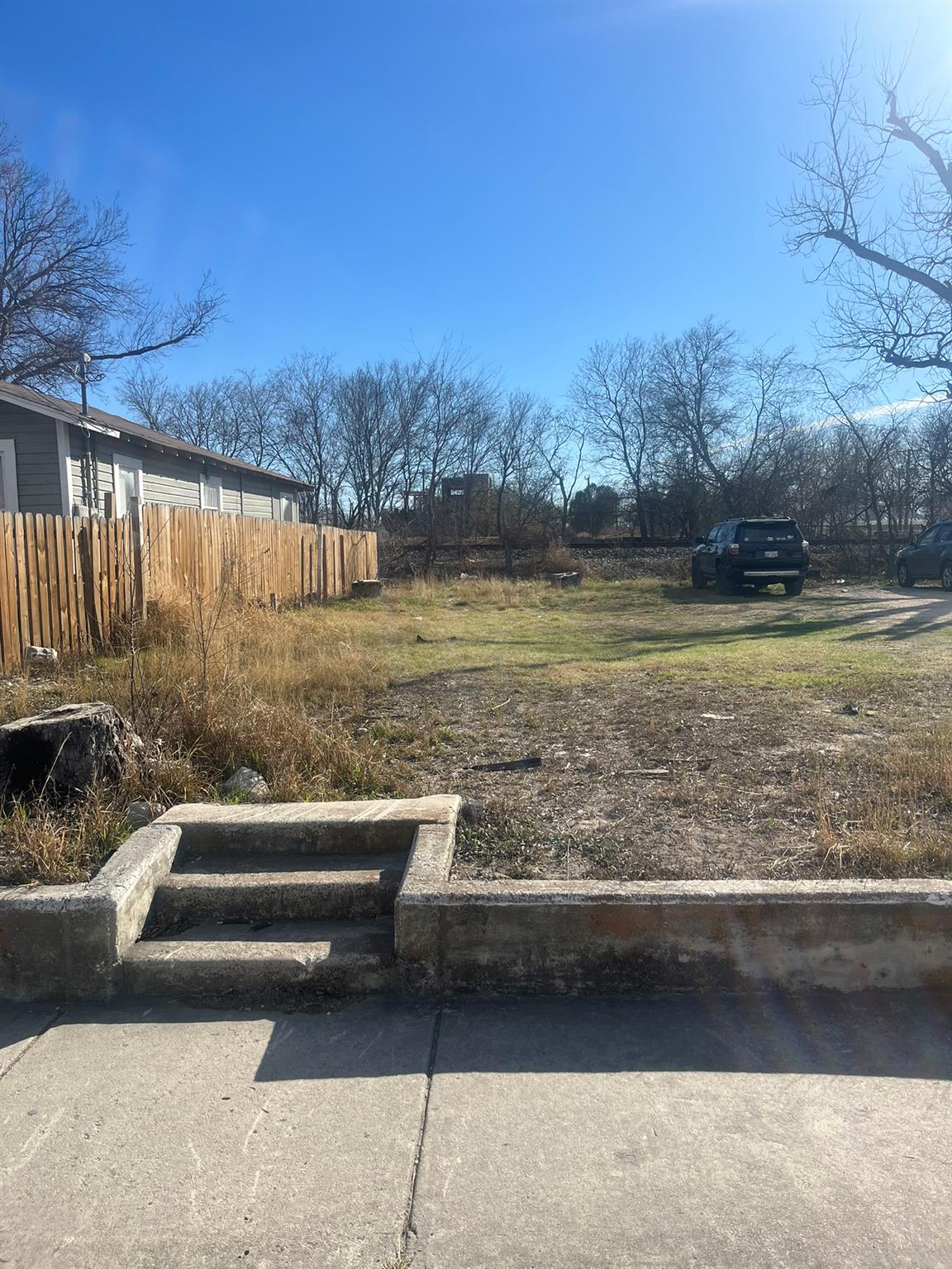 214 E Lachapelle San Antonio TX 78204