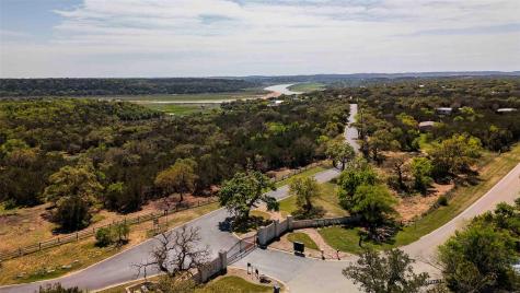 551 Lake View Drive Spicewood TX 78669