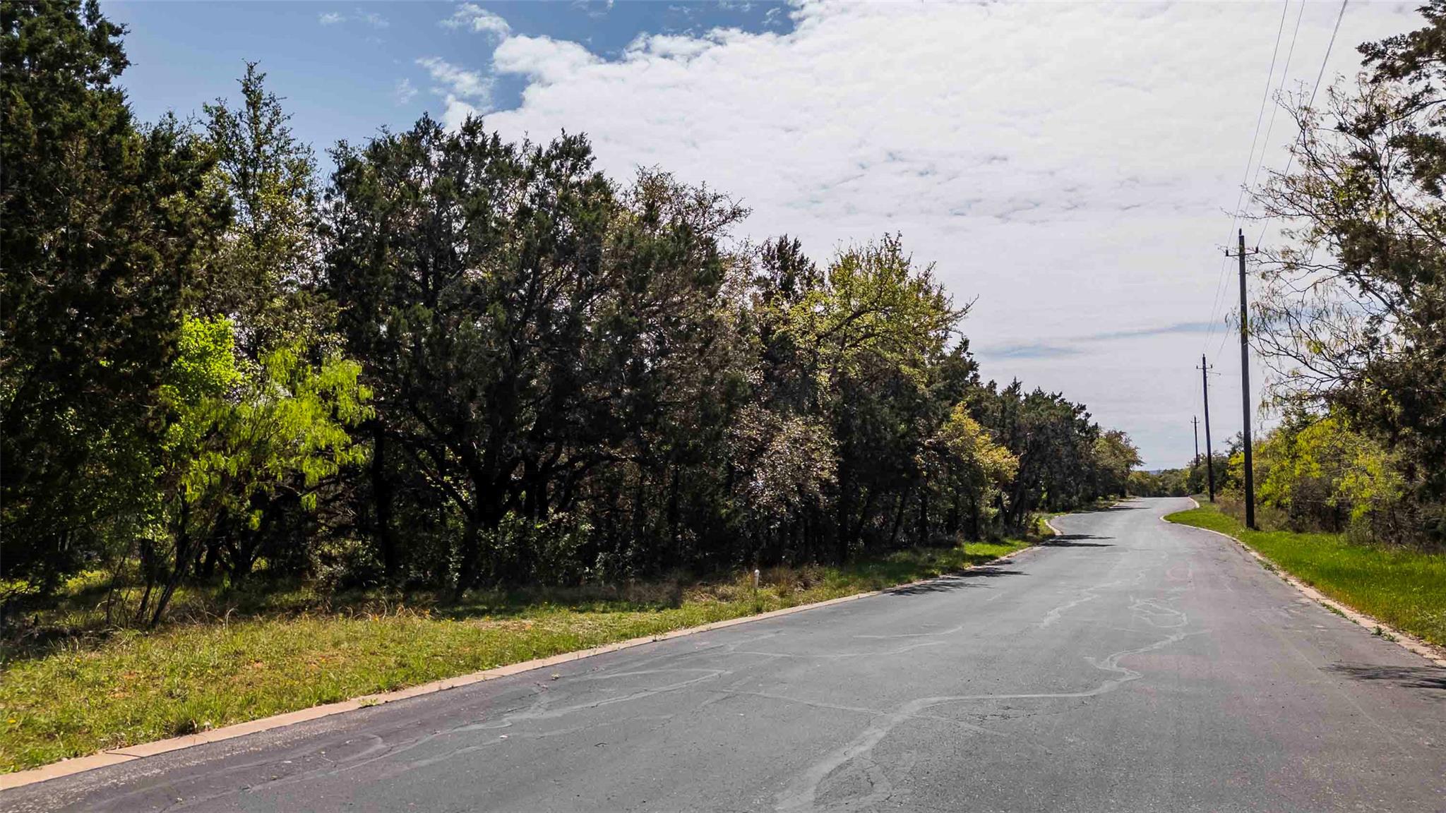 551 Lake View Drive Spicewood TX 78669