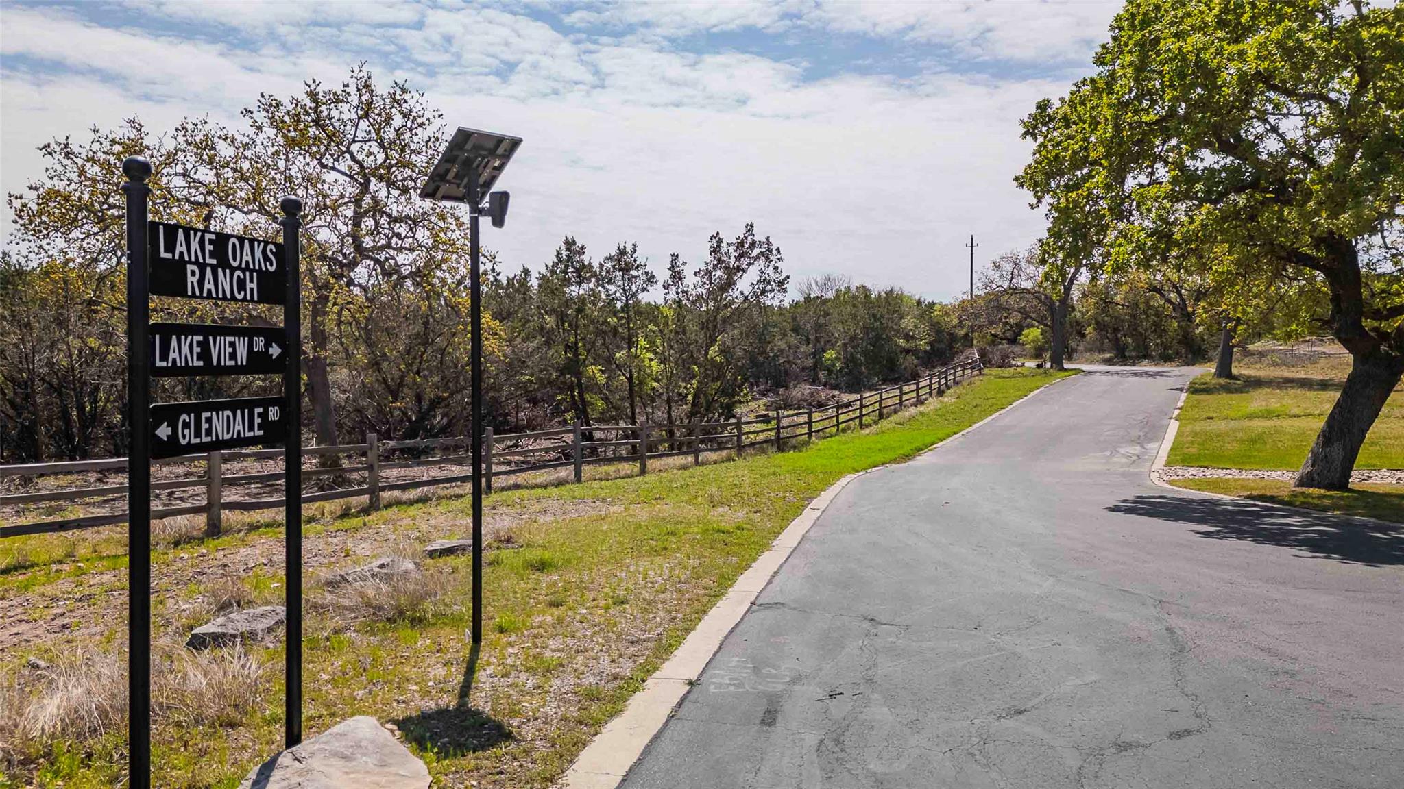 551 Lake View Drive Spicewood TX 78669