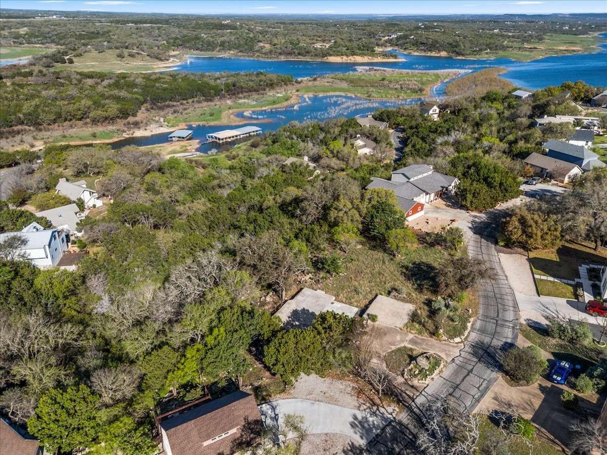 325 Kendall Road Spicewood TX 78669