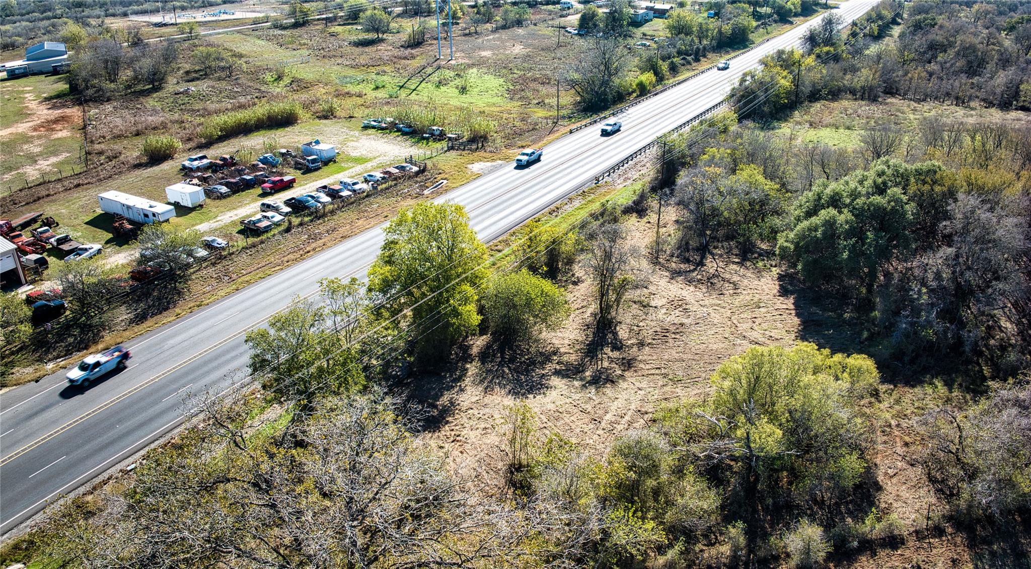 6635 S Us Highway 183 Lockhart TX 78644