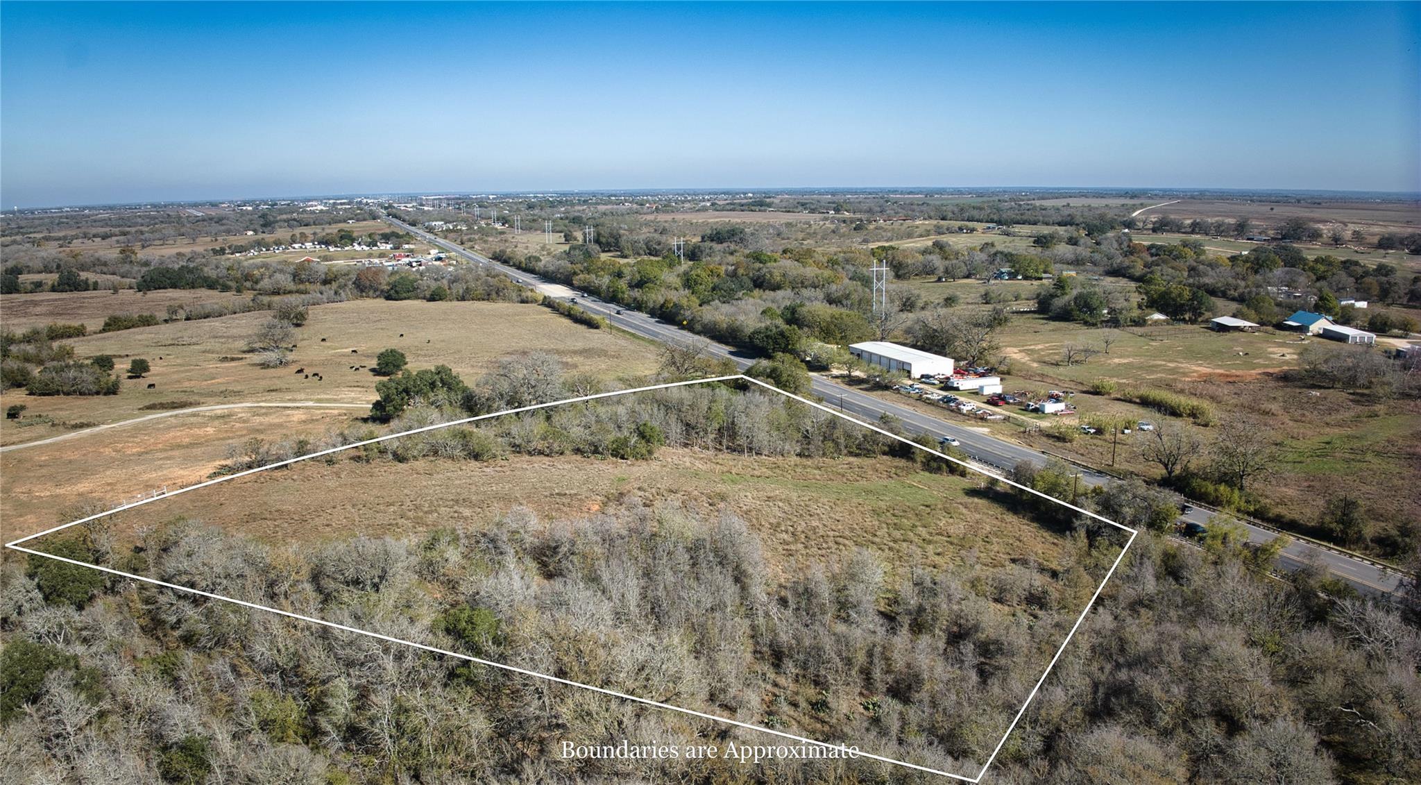 6635 S Us Highway 183 Lockhart TX 78644