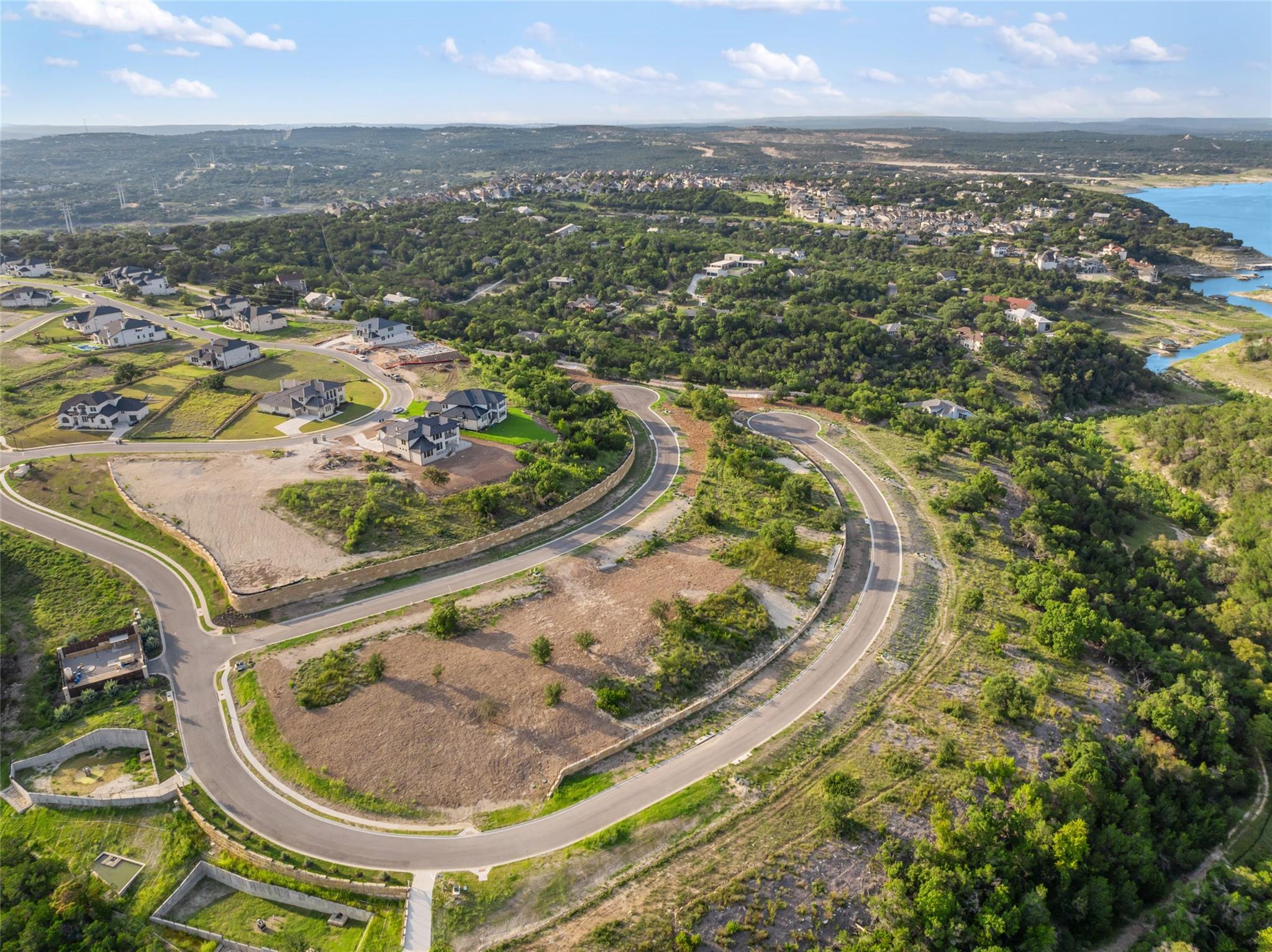 977 Tomichi Trail Lakeway TX 78738