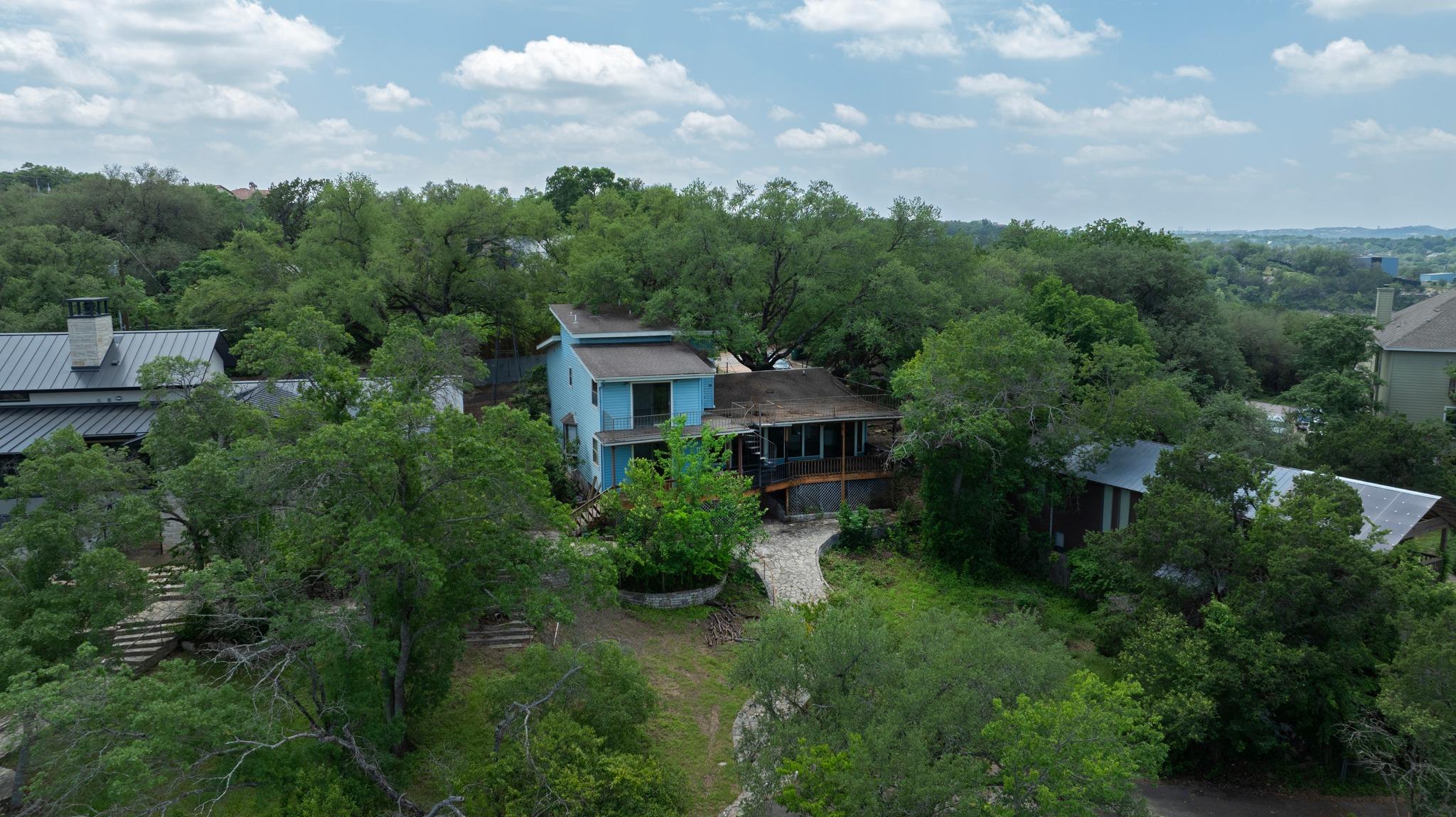 1004 Linscomb Drive Austin TX 78734