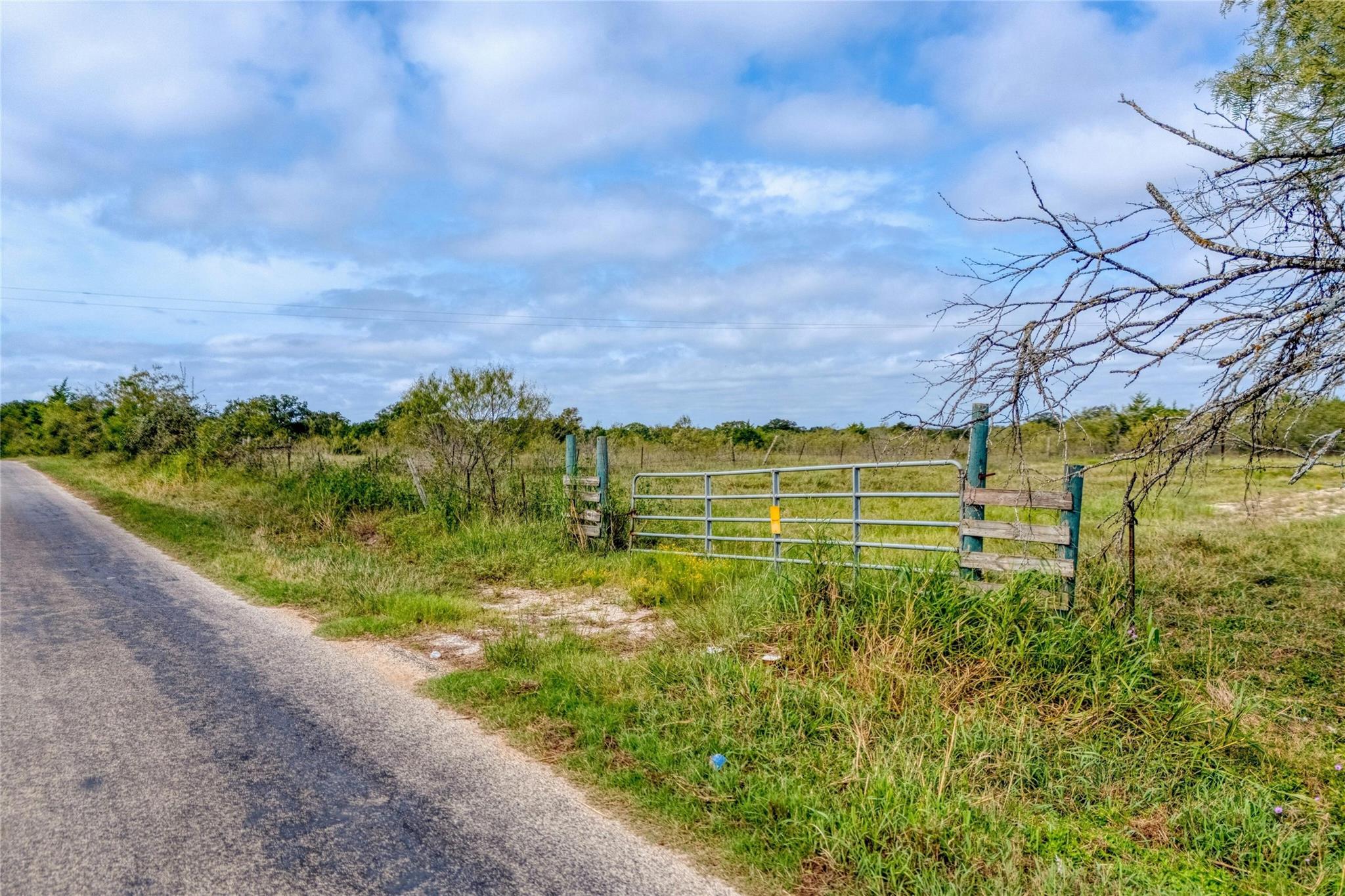 296 Thompson Road Dale TX 78616