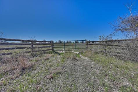 000 Cr 406/branecky Road Flatonia TX 78629